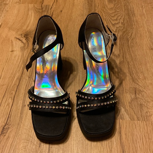 Black Satin Vntg. “Chinese Laundry” with rhinestones. Comfy: dance all night!💃 - Picture 5 of 11